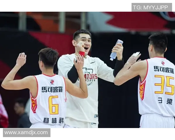 深圳篮球队在快速转换中展现的优势与不足分析